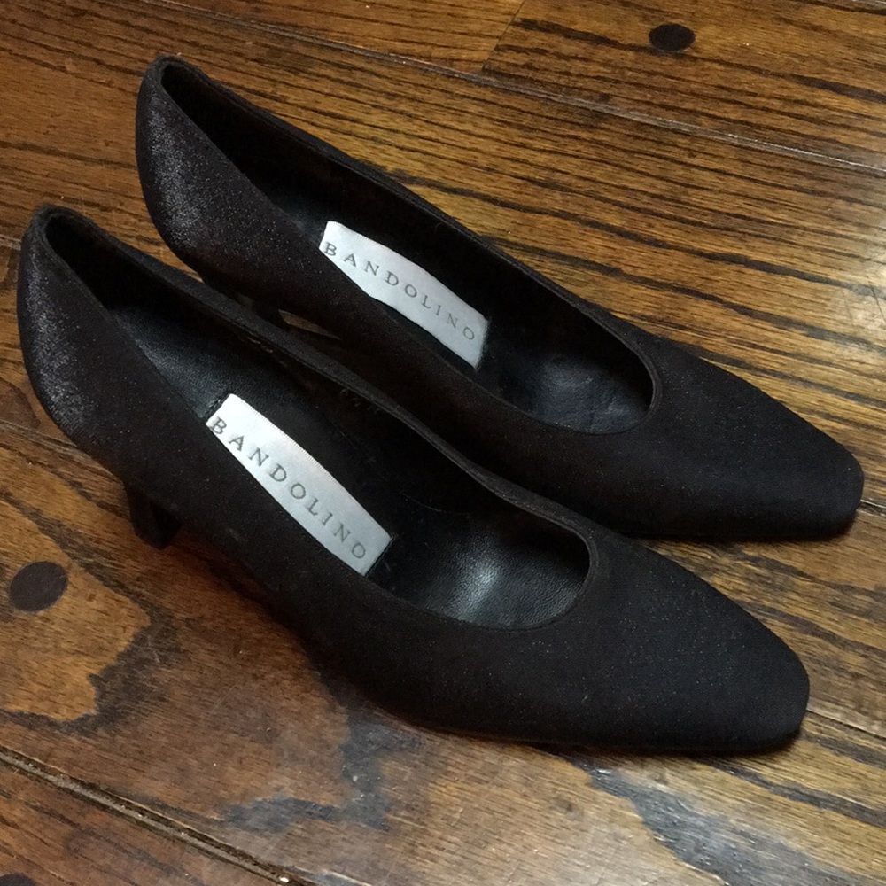 Bandolino Heels - Size 6 1/2 Medium, Classy!